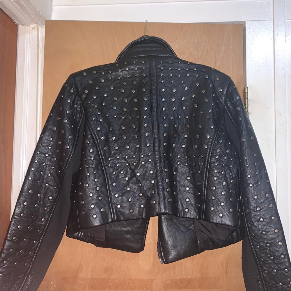 Pin and middles jacket